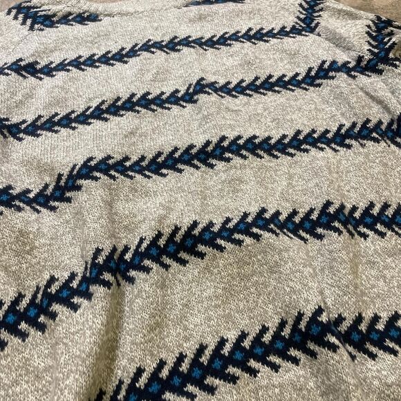urban outfitters o’hanlon mills grey and blue arrow sweater size xl - Picture 2 of 6